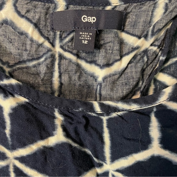 Sz 12 Cotton batik blouse - Picture 8 of 8